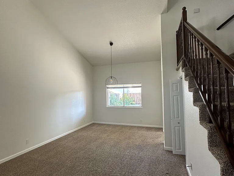 8224 Silverside Dr — Photo 1