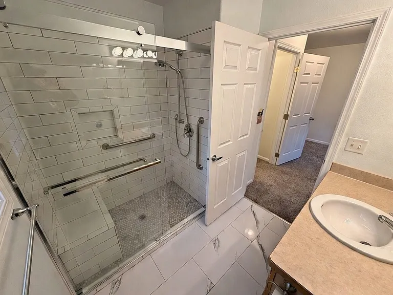3020 Elm St #3020 — Photo 3