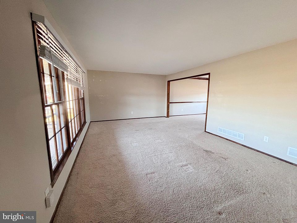 2044 Yardville Hamilton Sq, Trenton, NJ 08620 Zillow