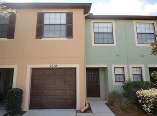 2512 Oleander Lakes Dr, Brandon, FL 33511