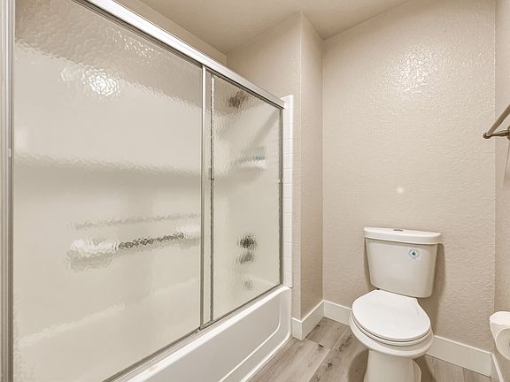 4th image of 78650 Avenue 42 APT 1702