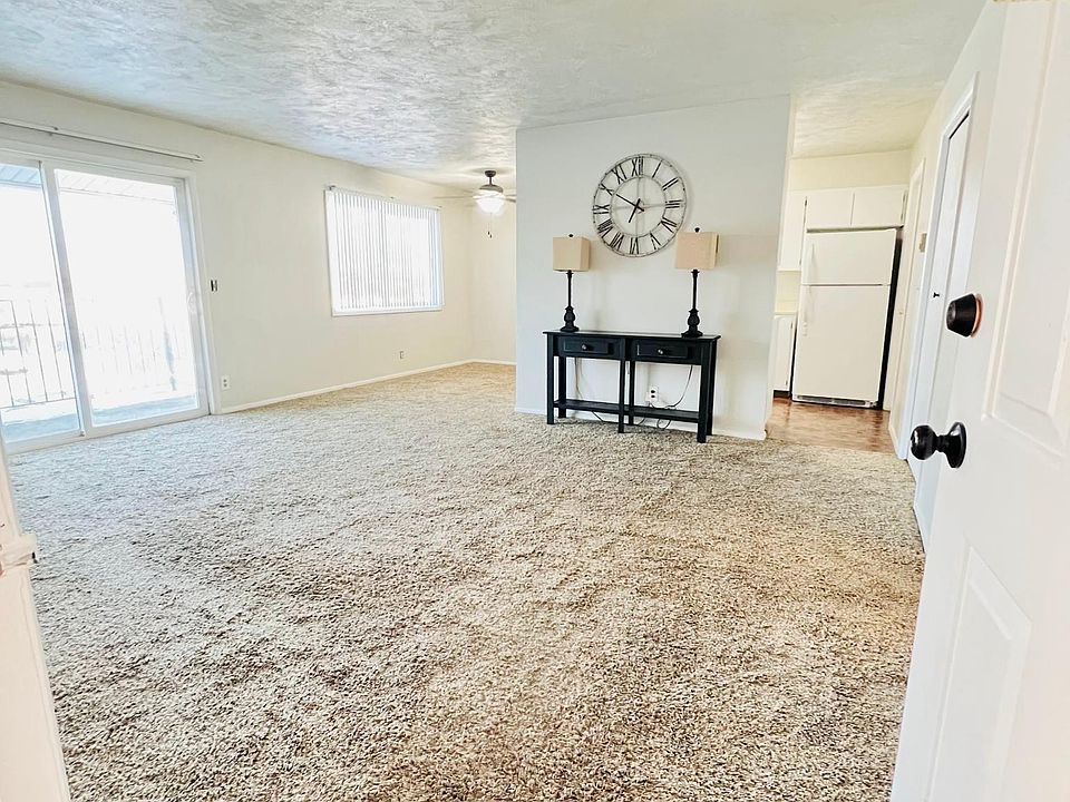1st image of 736 Tyra Dr