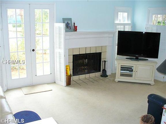 3rd image of 70 Shipyard Dr APT 169