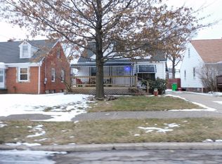 935 E 248th St, Euclid, OH 44123