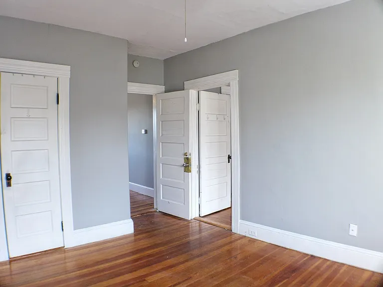 22-24 Bolivia St — Photo 5