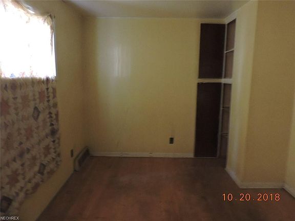 4th image of 3478 W 46th St