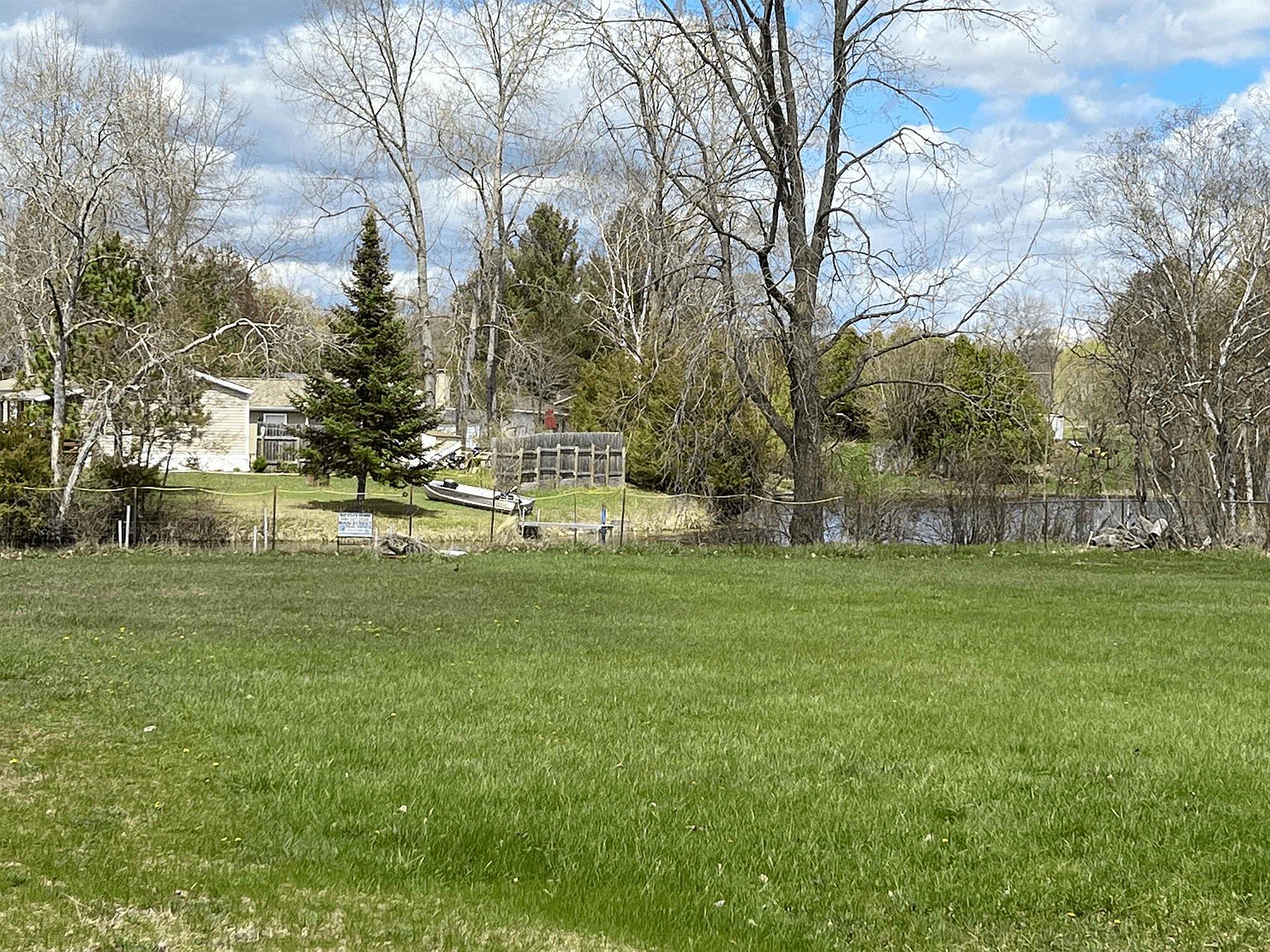 1359 Lakeview Dr, Gladwin, MI 48624 Zillow