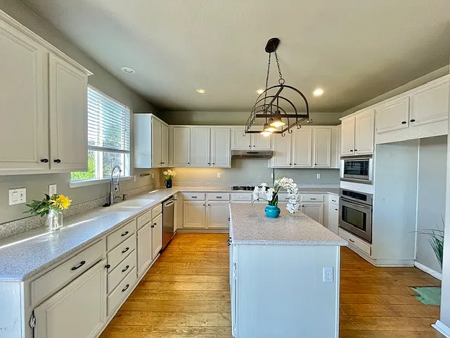 33854 Channel St — Photo 22