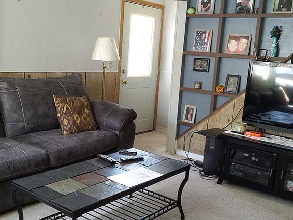 3rd image of 2889 Denman Dr