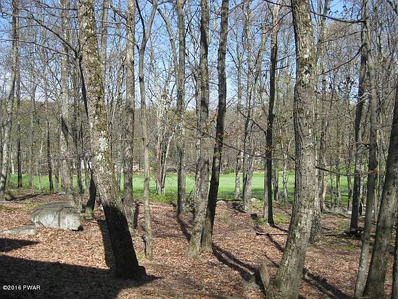 3rd image of 216 Broadmoor Dr