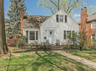 1672 Oakmount Rd, South Euclid, OH 44121