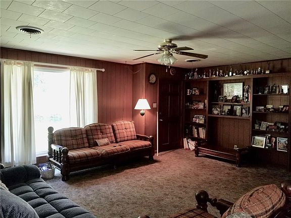 2nd image of 251 N Live Oak St