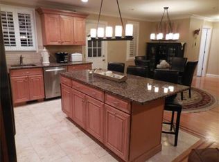 21 Marsh St, Quincy, MA 02169