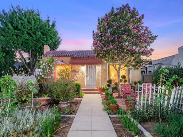 1021 N Vagedes Ave, Fresno, CA 93728