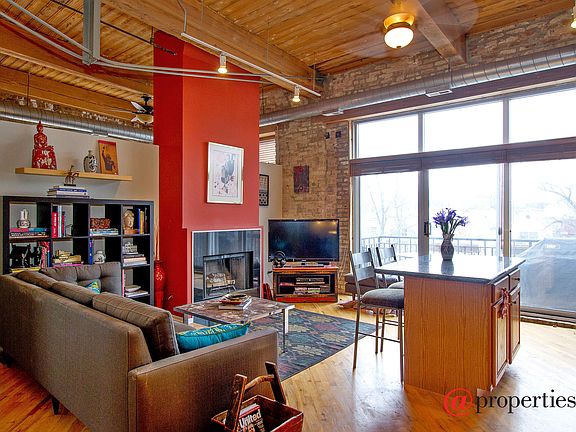 Living Room / Dining Room