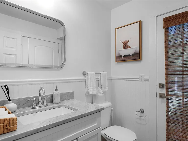 21 Birchwood Ln — Photo 23