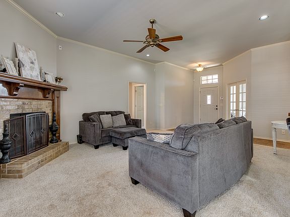 5th image of 17016 Autumnwood Dr