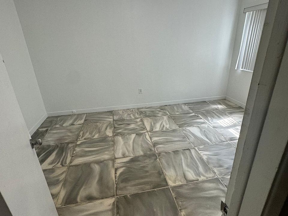 2nd image of 10190 E Bay Harbor Dr