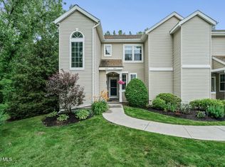 4501 S Foxwood Drive, Clifton Park, NY 12065
