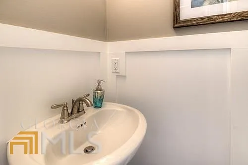 136 Blakemore Dr SE — Photo 25