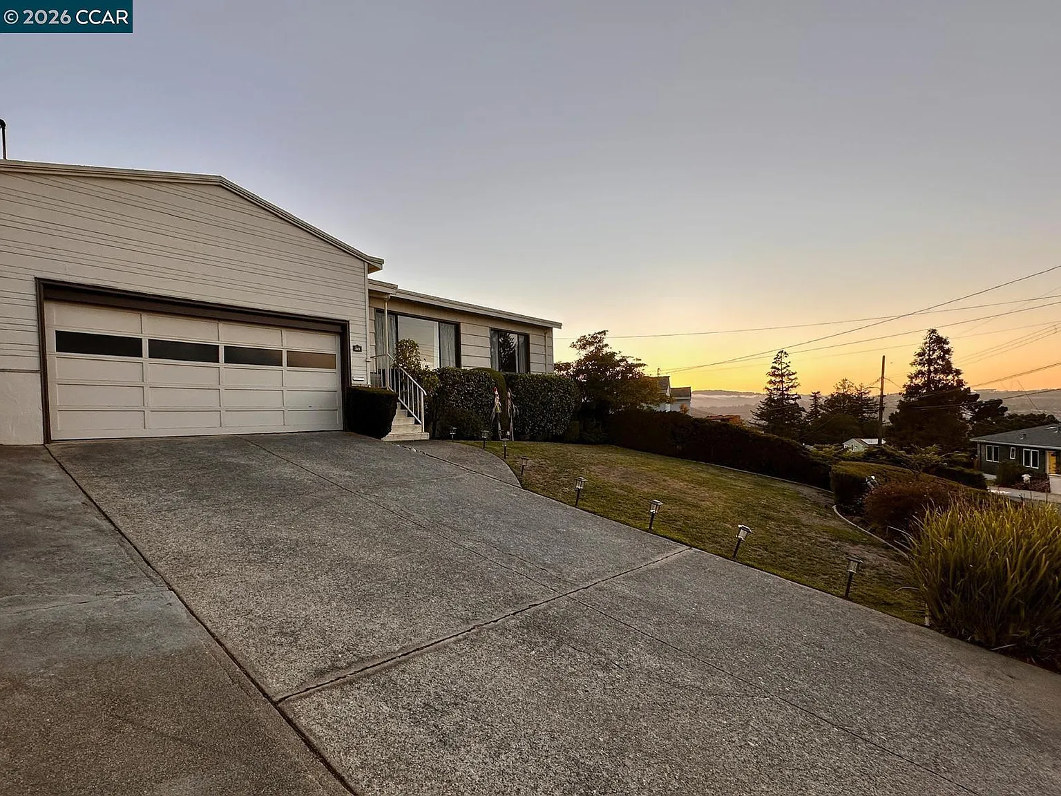 325 Landfair Ave photo 1