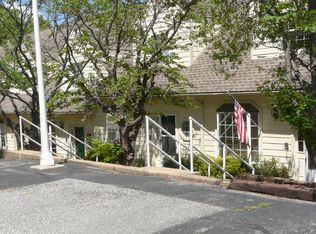 31990 S 624th Pl UNIT H-7-7, Grove, OK 74344