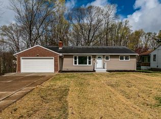 30011 Meadowbrook Dr, Wickliffe, OH 44092