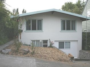 2620 E Aloha St, Seattle, WA 98112