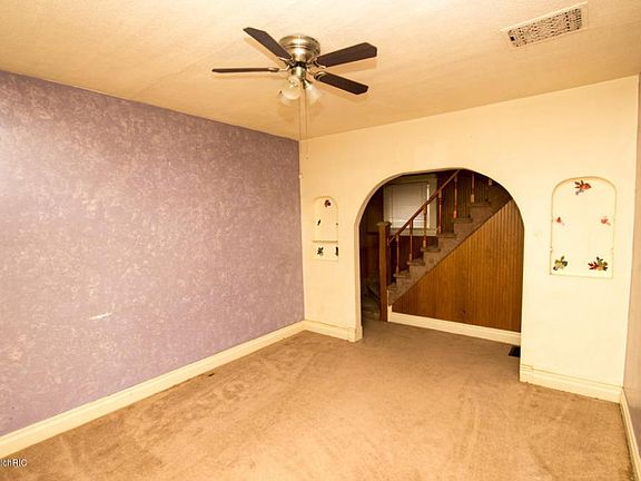 3rd image of 104 Edwards St