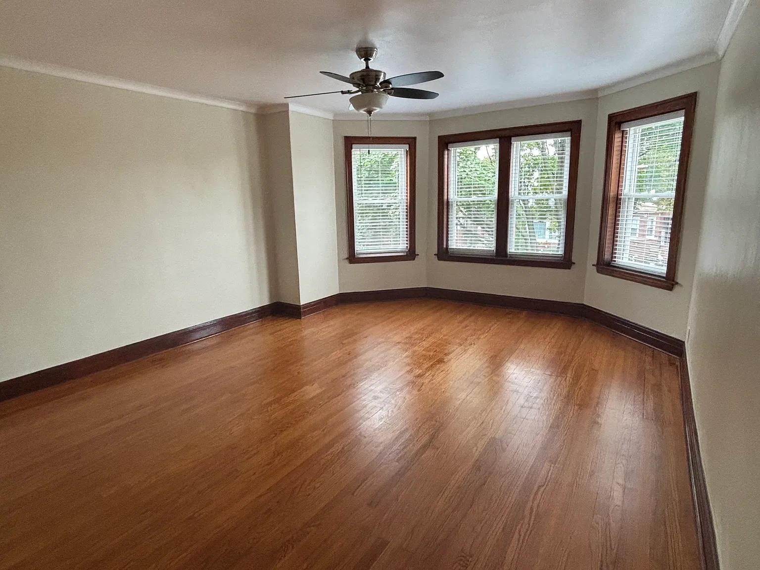 2 bed, $1,700 — Photo 4