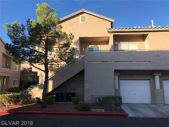 5th image of 2001 Quartz Cliff St Unit 202