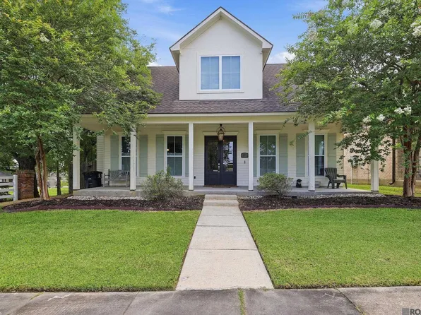 15668 Green Trails Blvd, Baton Rouge, LA 70817