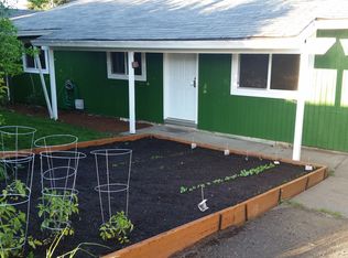 203 Cottonwood St, Gaston, OR 97119