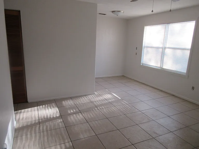 787 Orange St — Photo 13