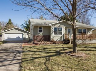 1301 Bel Aire Rd, Polk City, IA 50226