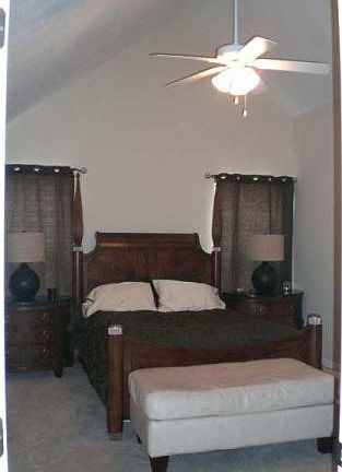 2nd image of 4231 Mayfair Dr