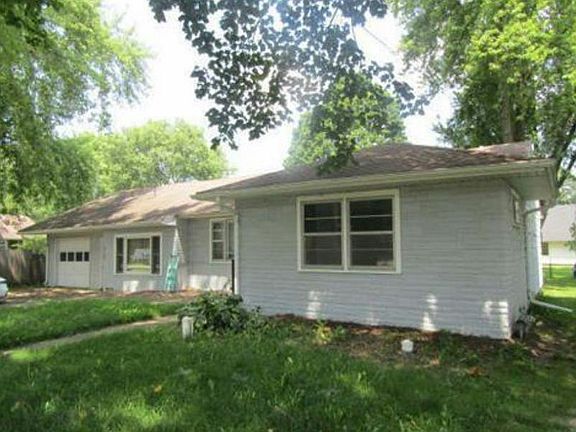 4th image of 310 W Pleasant St