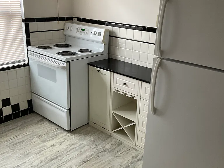 17 E Lakeside Ave #3 — Photo 5