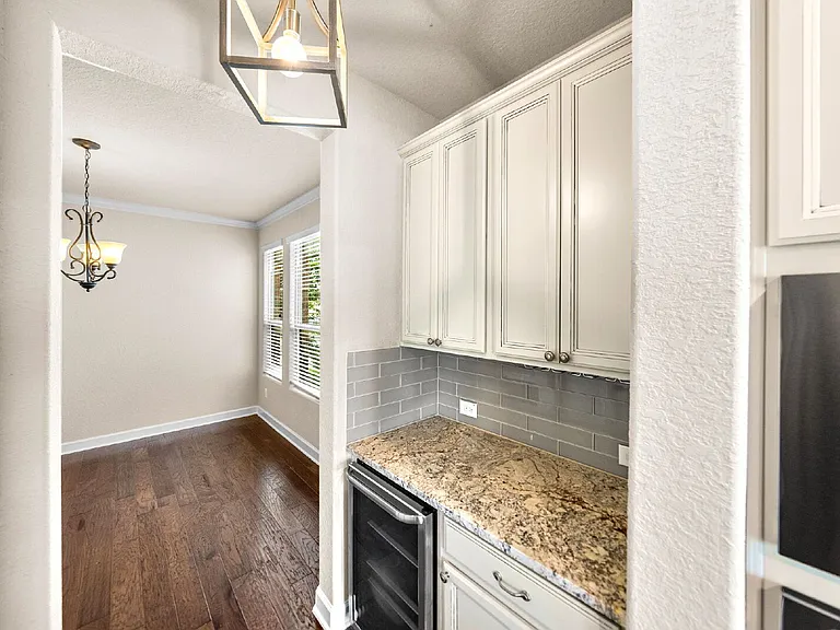 2068 Tejas Pecan — Photo 16