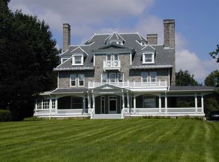 700 W Conestoga Rd, Berwyn, PA 19312