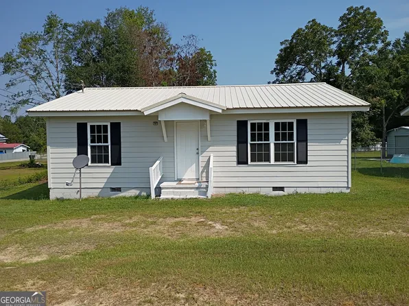 311 Modoc Rd, Swainsboro, GA 30401