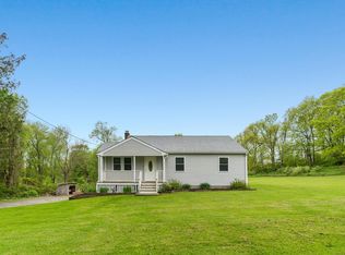 125 Geer Rd, Lebanon, CT 06249