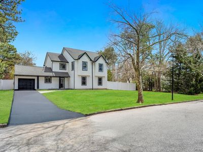 17 Blackpine Drive, Medford, NY, 11763