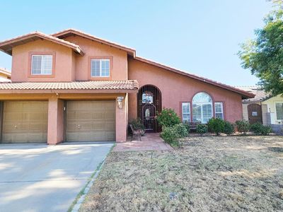 2105 16th Pl, Delano, CA, 93215