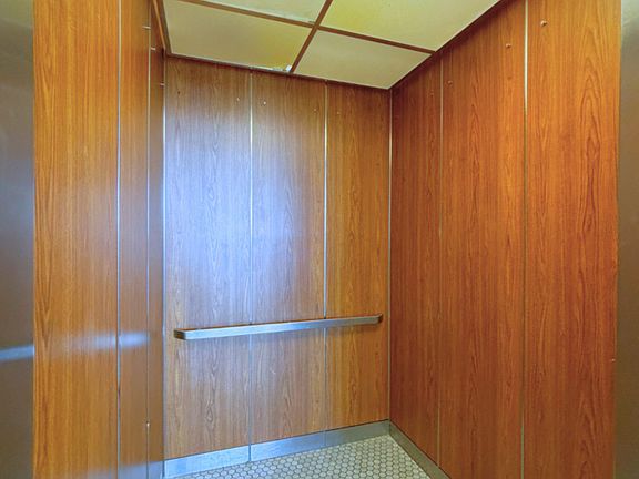 5th image of 405 E Oakwood Blvd #B-3