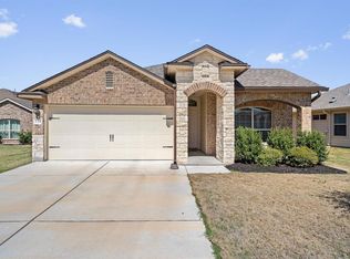 214 Nathaniel Dr, Taylor, TX 76574