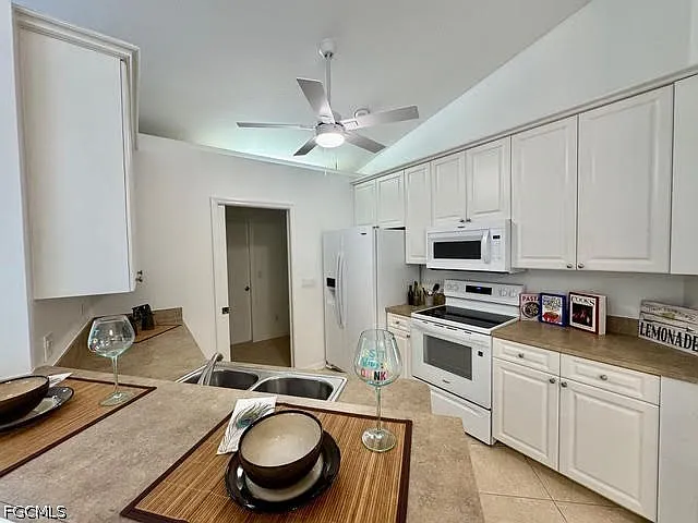 910 SW 3rd Ave — Photo 11