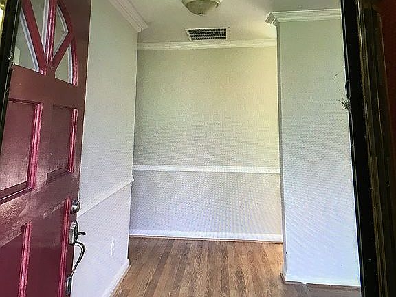 3rd image of 5517 Susquehanna Dr