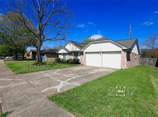 13014 Kingsmill Dr, Sugar Land, TX 77478