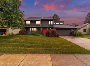 948 Whittier Dr, East Lansing, MI 48823